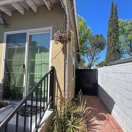 Sweet Tuscan Dreams-Private Entrance & Bathroom With Patio Los Angeles Exteriör bild