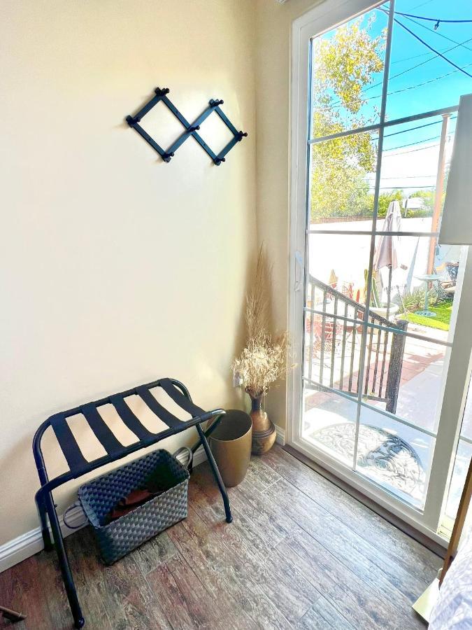 Sweet Tuscan Dreams-Private Entrance & Bathroom With Patio Los Angeles Exteriör bild