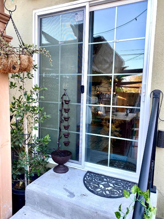 Sweet Tuscan Dreams-Private Entrance & Bathroom With Patio Los Angeles Exteriör bild